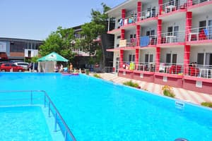 Дельфин на ст. Солнечной 12