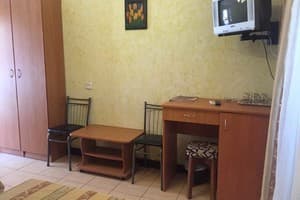 Пансионат Сказка. Стандарт трехместный  2
