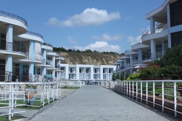 Коттедж VIP townhouse near the sea